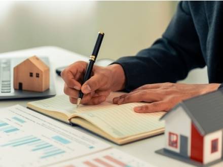 Wheaton, IL Real Estate Attorney